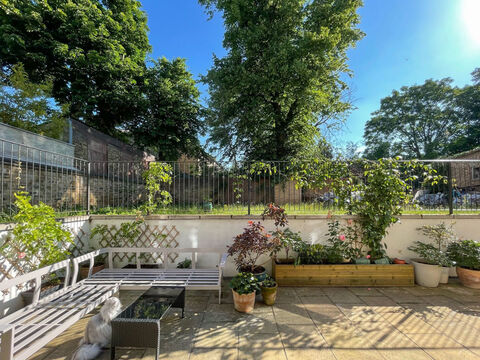  view of Stockwell Park Road Flat