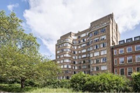  view of Charterhouse Square Studio