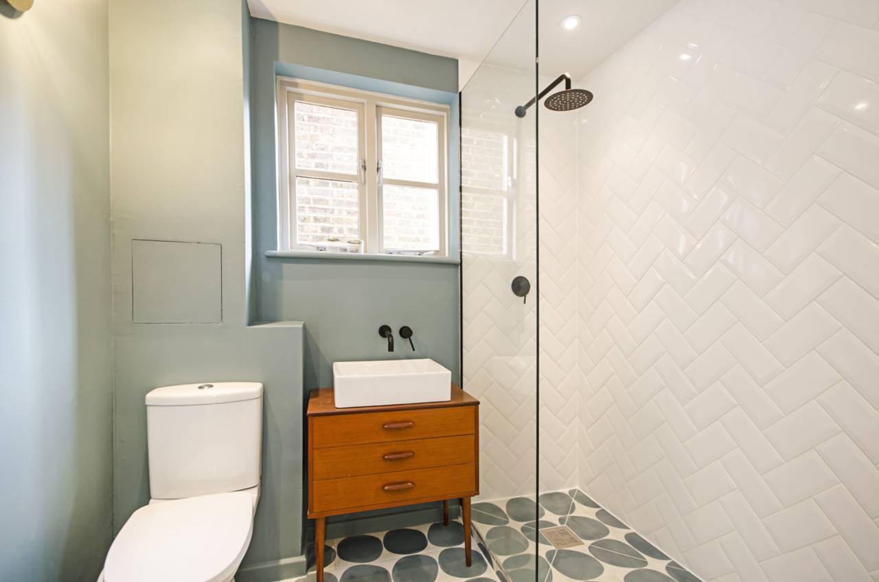 hotel-chic, contemporary, blue