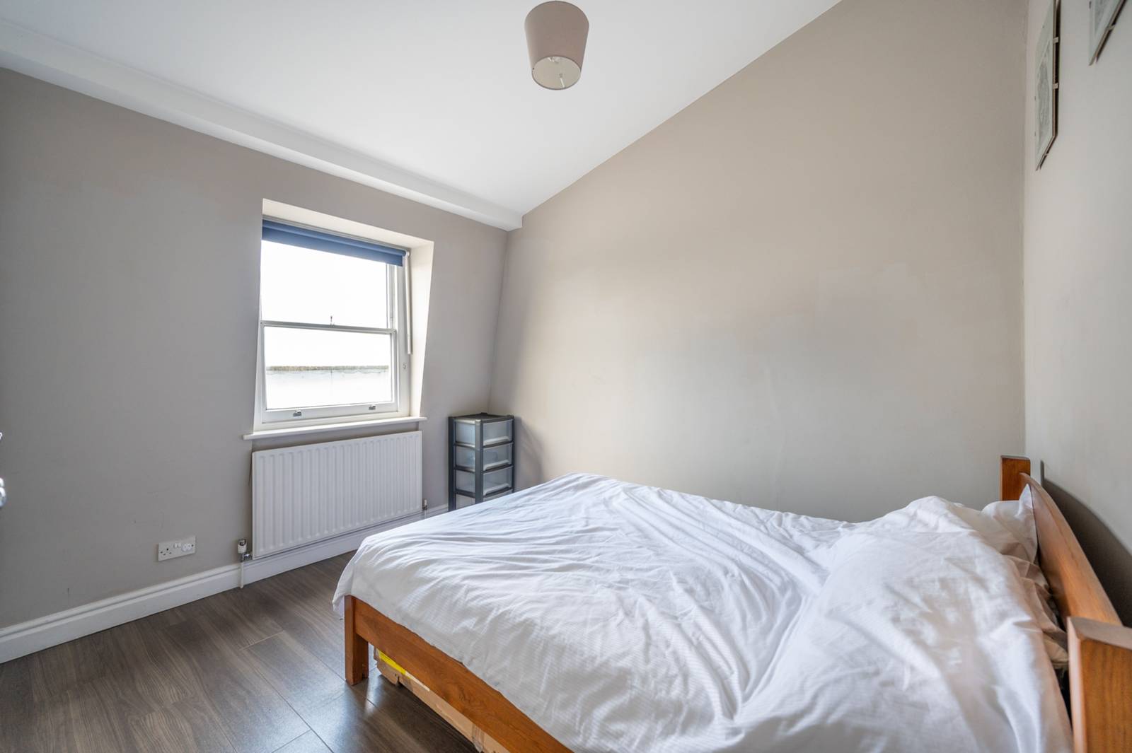 Ladbroke Grove, North Kensington, W10 0