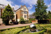 Whitcombe Mews, Kew Whitcombe Mews, Kew