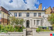Muswell Avenue, Muswell Hill Muswell Avenue, Muswell Hill