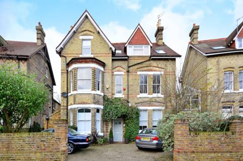 Exterior view of Warwick Road Flat